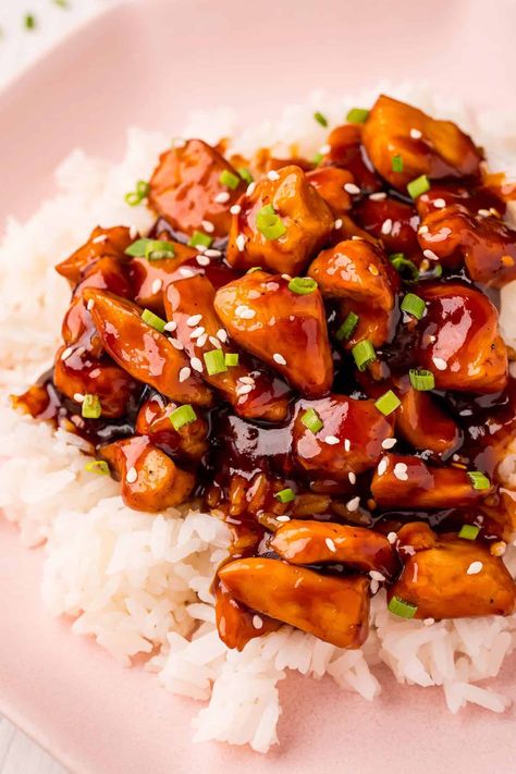 You have to try this bourbon chicken -- the sauce is over the top delicious! Everyone just raves about it! Kosher Rules, Boneless Skinless Chicken Breast Recipes, Skinless Chicken Breast Recipes, Bourbon Chicken Recipe, Chicken Saltimbocca, Sweet Chili Chicken, Homemade Chinese, Homemade Chinese Food, Chicken Recipes Boneless