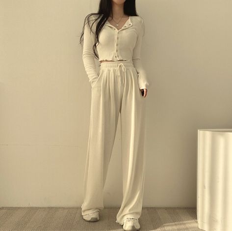 Pjs Outfits Korean, House Clothes Comfy Korean, Korean Casual Home Outfit, Korean Home Outfit, Night Clothes Women, Korean Home Clothes, Korean Loungewear, Korean Home Wear, Homewear Dress