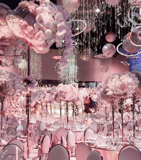 Luis Dinelli Decor on Instagram: “#LuisDinelliDecor . . . . . . . . . Repost @wedding_style . . Planning & Design: @shakirova_studio . . . . . #destinationweddings…” Grace Ormonde Wedding Style, Luxury Wedding Decor, Tall Centerpieces, Plan Design, Design Element, Luxury Wedding, Pretty In Pink, Wedding Styles, Design Details