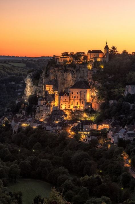 Rocamadour sunset / France (by David Andrade). France At Night, Dijon France City, France Night Street, Rocamadour France, Castle Medieval, Provins France, Dordogne France, France City, Braga Portugal