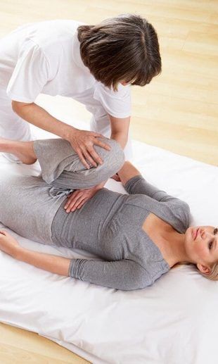 Massage For Women, Thai Yoga Massage, Shiatsu Massage Acupressure, Thai Yoga, Business Images, Yoga Massage, Trigger Point Therapy, Shiatsu Massage, Massage Benefits