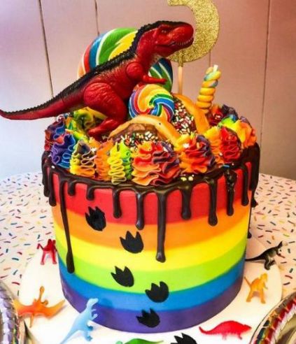 Rainbow Dinasour Party, Rainbow Dinosaur Party, Dinosaur Rainbow Cake, Rainbow Dinosaur Birthday Party, Rainbow Dinosaur Cake, Rainbow Cake For Boys, Jurassic Park Cake, Dinosaur Birthday Ideas, Dino Birthday Cake