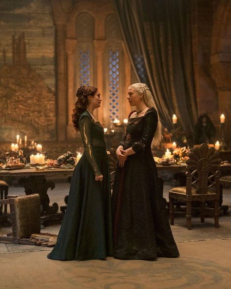 In the new series of #HouseOfTheDragon, #EmmaDArcy and #OliviaCooke go head to head as Rhaenyra Targaryen and Alicent Hightower. At the link in bio, the co-stars discuss what to expect from season two of the #GameOfThrones spin-off, how their characters “haunt” each other, and the clues woven into their costumes. Rhaenyra And Alicent, Nicky Barnes, Olivia Cooke, Dragon House, Alicent Hightower, Targaryen Art, Dragon Series, Dragon Dance, Targaryen Aesthetic