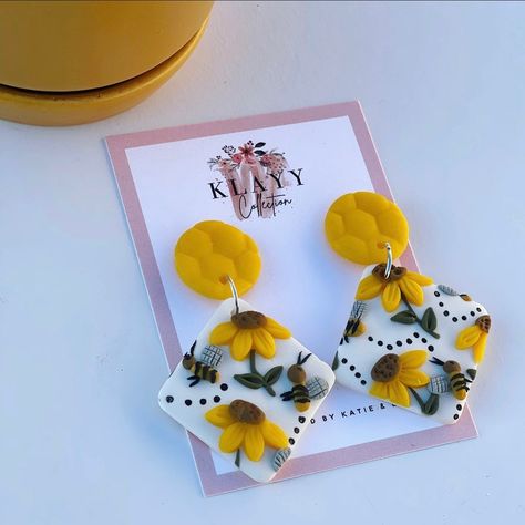 Polymer Clay Bee, Earrings Handmade Clay, Bumble Bee Earrings, Honey Bee Earrings, Polymer Clay Embroidery, Bumble Bee Necklace, Sun Earrings, Handmade Clay Earrings, Sunflower Jewelry