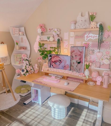 ♡ ♡ ♡ cozy room•Soft girl•Girly•Pink•reel•Pink girl•Pinterest•Girly girl aesthetic•Clean aesthetic•Girly Setup•pc setup• cozy desk space•cozy space•desk setup•girly•all pink•That girl•Soft girl•coquette•setup essentials•Aesthetic•Girly things• ♡ ♡ ♡ 🌸🫶🏻🍃 #deskspace #gamingsetup #desksetup #pcsetup #pcgaming #cozysetup #setup #cleansetup  #cutegamingsetup #aestheticdesk #deskinspo #officedecor #cozydesksetup #cozyaesthetic #cutesetup #cozyvibes #deskgram #setupgamer #cozydesksetup  #desktop #gaminggirlsetup #cuteaesthetic #girlsetups #softgirlaesthetics #ａｅｓｔｈｅｔｉｃ #aesthetic 🎀 Pink Art Studio Aesthetic, Coquette Desk Setup, Girly Setup, Cozy Desk Space, Girly Girl Aesthetic, Coquette Bedroom, Pinterest Girly, Setup Pc, Girly Office