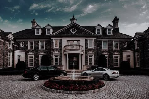 Adrians house Kent Aesthetic, Deception Trilogy, Mansion Aesthetic, Mansion Exterior, Dream Mansion, Rina Kent, Tom Riddle, Fancy Houses, Mansion Interior