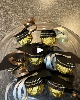 11M views · 36K reactions | DIY Graduation gifts 🎁 | I'd finish these before the ceremony finishes 🧑‍🎓 🍫 | By FOODbibleFacebook Cheap Graduation Gifts, Diy Graduation Gifts, Diy Graduation, Back To School Fashion, High School Graduation Party, Graduation Diy, Craft Day, Friends Party, Craft Night