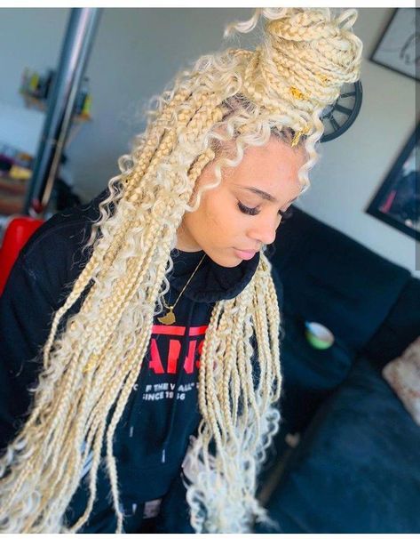 Blonde Dreadlocks, Trendy We Fryzurach, Blonde Box Braids, Goddess Braids Hairstyles, Faux Locs Hairstyles, Blonde Braids, Box Braid, Micro Braids, Box Braids Styling