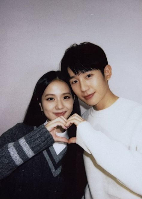 Kpop Couples, Korean Drama Best, Tolu, Kdrama Actors, Kim Jisoo, Blackpink Photos, Best Couple, Blackpink Jisoo, Couples Photoshoot