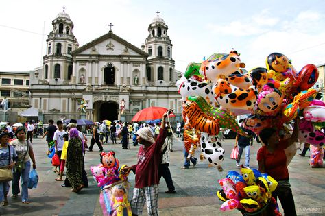 Manila Street Photography, Quiapo Manila, Quiapo Church, Old Manila, Jp Morgan, Body References, Old Church, Body Reference, Manila