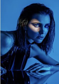 Long Exposure Portrait, Colour Gel Photography, Neon Photoshoot, Blue World, Studio Photography Poses, Long Exposure Photography, Photographie Portrait Inspiration, Photoshoot Themes, Photoshoot Concept