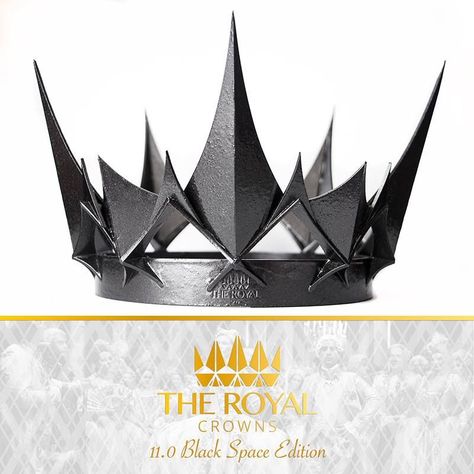 Fantasy Crown, Crown Drawing, Ear Tattoo Ideas, Ear Tattoos, Royal Crowns, Can You Feel It, Crown Tattoo, World Wide Web, Black Crown