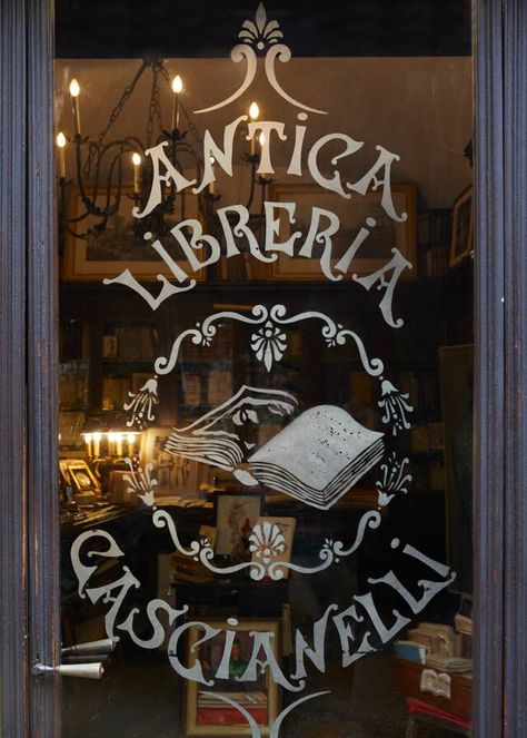 Rome Bookstore, Bookstore Signage, Antique Bookstore, Bookstore Design, Glass Bookcase, Book Presentation, Dream Library, Art Exhibits, Gucci Gifts