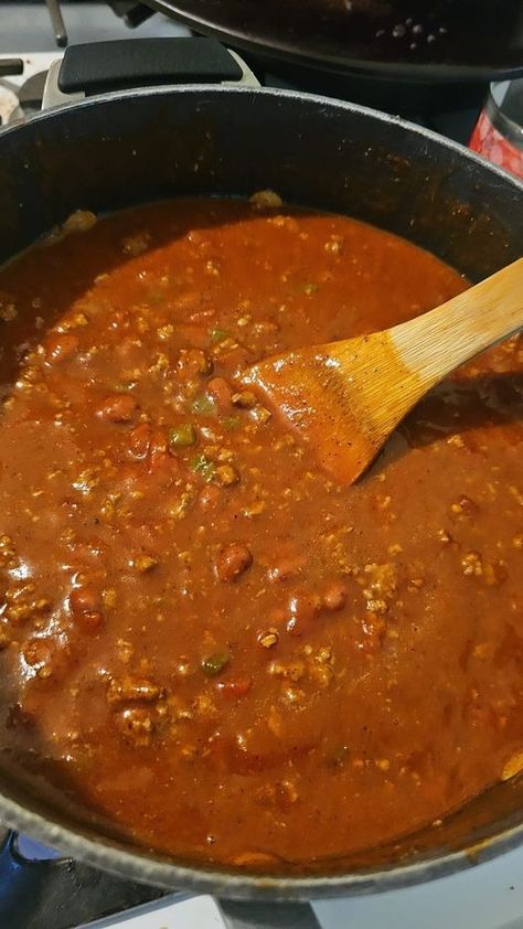 Soup maker | Facebook Chili Aesthetic, Soup Lovers, Homemade Chilli, Chili Beans, Shake Diet, Soup Maker, Chili Soup, Homemade Chili, Green Pepper