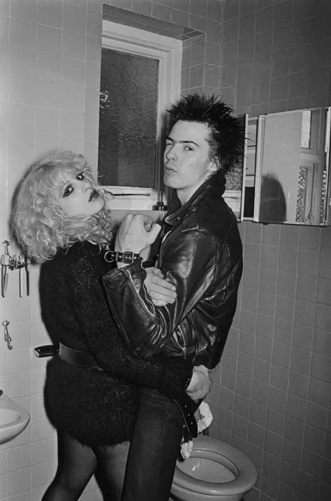 Nancy Spungen, Punk Festival, Morrison Hotel, Sid And Nancy, 70s Punk, Classic Punk, Punk Culture, Chelsea Hotel, Sid Vicious