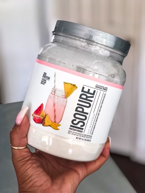 #proteinshake #protein #proteinsmoothie #proteinshakerecipes #isopure Protein Post Workout, Healthy Protein Drinks, Protien Drinks, Clear Protein Drinks, Protein Drink Recipes, Workout Recovery Drink, Protein Products, Protein Drink Mix, Protein Water