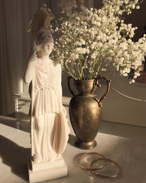 Sonya Sedova on Instagram: “Bless me Athena✨ She was gifted to me by my greek friend. I always keep her close to my working space, as I believe that Athena favors…” Greek Bedroom, Athena Aesthetic, Greek Decor, Athena Goddess, Annabeth Chase, Working Space, Greek Style, Light Academia, Bedroom Aesthetic