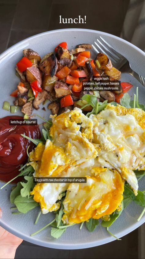 Healthy Living Aesthetic Food, High Protein Veggie Breakfast, High Protein Aesthetic, High Protein Breakfast Aesthetic, High Protein Lunch Aesthetic, Healthy High Protein Meals Aesthetic, Healthy Vegan Breakfast Aesthetic, Balanced Diet Asthetic, Healthy Protein Breakfast