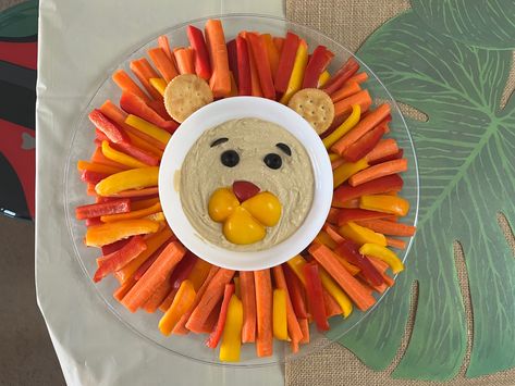 Lion theme hummus platter with bellpepper and carrots! Lion King Birthday Party Ideas, Lion Birthday Party, Hummus Platter, Wild Kratts Party, Lion Party, Lion King Party, Wild Birthday Party, Lion Birthday, Lion King Birthday