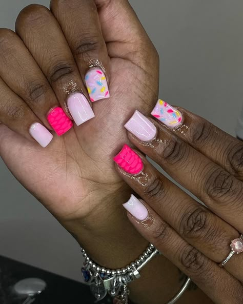 Sprinkle Nails, Press On Nails Pink, Pink Press On Nails, Ombre Acrylic, Acrylic Nail Set, Hard Nails, Ombre Acrylic Nails, Girly Acrylic, Nails Coffin Short