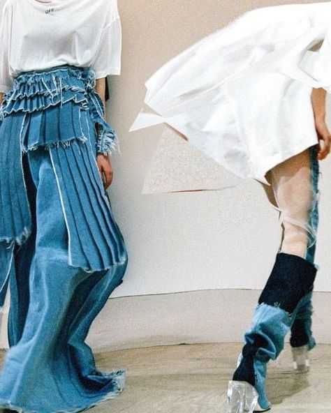 DREAM OF YOU Denim Inspiration, All Jeans, Denim Details, White Shirts, Mode Inspiration, Shibori, Fashion Details, Vintage Denim, Look Fashion