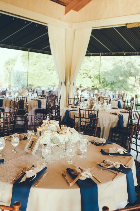 Cream and Navy Tablescapes Cream Wedding Decorations, Navy And Cream Wedding, Blue Scheme, Beach Wedding Coral, Boda Mexicana, Cream Wedding, Navy Blue Wedding, Champagne Wedding, Mod Wedding