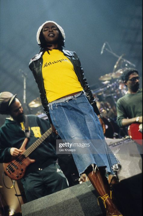 Lauren Hill 90s Outfits, Lauryn Hill Style Outfits, Lauryn Hill Outfits 90s, Ms Lauryn Hill Aesthetic, Lauryn Hill Fashion, Lauryn Hill Outfits, Lauryn Hill Aesthetic, Lauryn Hill Style, Lauryn Hill 90s