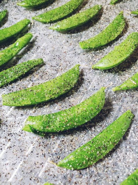 Pea Snacks, Snap Peas Recipe, Snow Recipe, Snow Peas, Bbq Rub, Sugar Snap Peas, Snap Peas, Baked Chips, Dehydrated Food