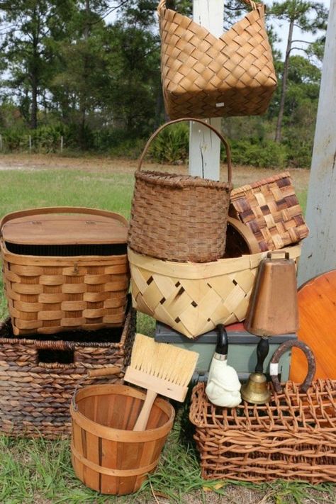 Stacked Baskets Decor, Fall Decor Basket Ideas, Display Baskets Ideas, Fall Baskets Ideas Decor, Wood Basket Decor Ideas, Decorating With Wicker Baskets, Using Baskets To Decorate, Small Basket Ideas, How To Display Baskets