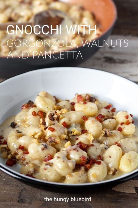 Gnocchi in creamy gorgonzola sauce with walnuts, topped with crispy pancetta. Elegant Italian cuisine, perfect for that special dinner. #thehungrybluebird #gnocchiwithgorgonzolasauce #gorgonzolacreamsauce #gnocchigorgonzolarecipes #walnuts #pancetta #italianfood #comfortfood #valentinesdaydinner #specialdinner #entertaining Gorgonzola Recipes, Gnocchi Dishes, Crispy Pancetta, Gorgonzola Sauce, Homemade Gnocchi, Autumn Recipes, Recipes Pasta, Gnocchi Recipes, Wine Night