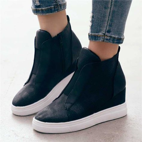 Em shoes💎 Wedge Sneakers Style, Hidden Wedge Sneakers, Black Wedge Sneakers, Wedge Heel Sneakers, Steve Madden Shoes Sneakers, Steve Madden Sneakers, Studded Sneakers, Black Slip On Shoes, Shoes Steve Madden