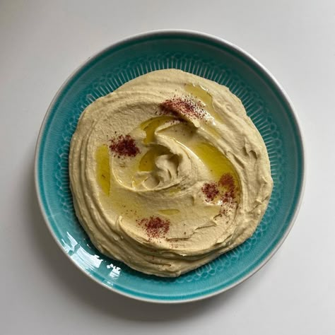 Hummus Aesthetic, Peanut Butter Hummus, Making Hummus, Healthy Hummus Recipe, Healthy Hummus, Creamy Hummus, Hummus Recipe Homemade, Homemade Hummus, The Simple Life