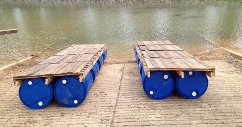 55 Gallon Plastic Drum, Barge Boat, Party Barge, Plastic Drums, Floating Table, Fishing Dock, Floating Dock, Urban Survival, Old Pallets