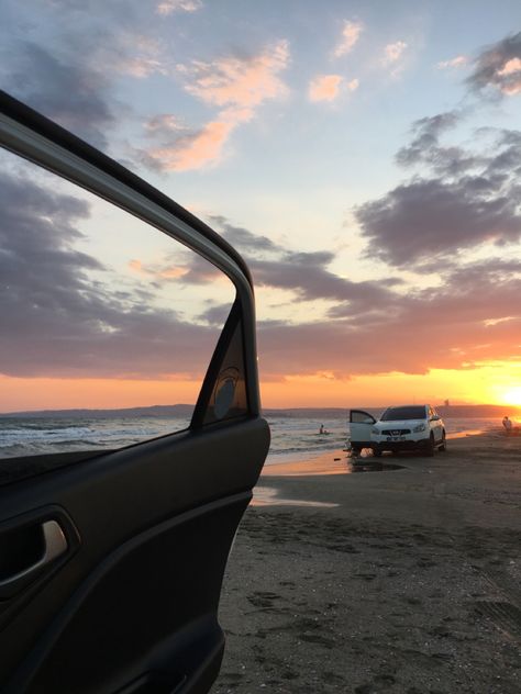 #aesthetic #seaside #cars #nature Driving On The Beach, Car Beach Aesthetic, Beach Car Aesthetic, Car Trip Aesthetic, Beach Cars, 23rd Birthday, Money Magnet, Insta Profile Pic, The Beach Boys