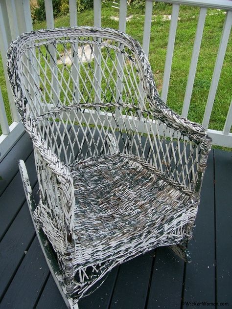 Flaking paint on wicker rocker Paint Wicker Furniture, Wicker Furniture Repair, Painting Wicker, Paint Wicker, Wicker Weaving, Painting Wicker Furniture, Wicker Rocker, Old Wicker, Wicker Couch