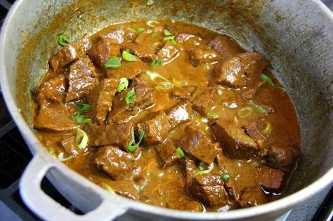 Classic Caribbean Coconut Stewed Beef. Coconut Stew, Stewed Beef, Stew Beef, Trinidad Recipes, Carribean Food, Trini Food, Caribbean Cuisine, Beef Curry, Vegetable Stew