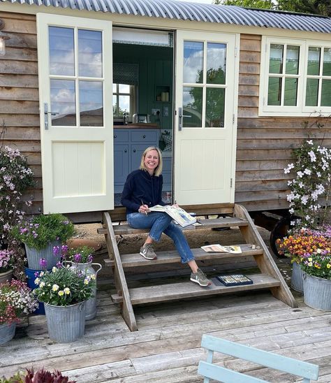 Samantha Rudd (@samantharuddartist) posted on Instagram: “A couple of hours sketching in the sun at our hut, we have just planted up for summer and the plants were so inspiring #gardeninspiration…” • May 7, 2022 at 1:40pm UTC Shepard Hut, Shepards Hut Bathroom, Shepherds Hut Sofa Bed, Inside Shepherds Hut, Artist Home Studio, Shepherd’s Hut, Garden Huts, Wooden Cabins, Shepherds Hut