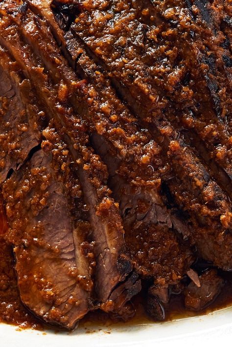 Rosh Hashanah Brisket Recipes, Rosh Hashana Chicken Recipes, Rosh Hashanah Brisket, Rosh Hashannah Meals, Brisket Recipes Rosh Hashana, Spicy Roast Chicken, Charoset Recipe Passover, Rosh Hashana Recipes, Ginger Recipe