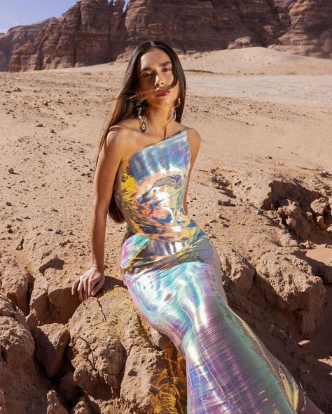 Mirrored Building, Iridescent Gown, Iridescent Fashion, Rami Kadi, Fitted Gown, Iridescent Sequin, Strapless Neckline, Art Inspo, Sequin