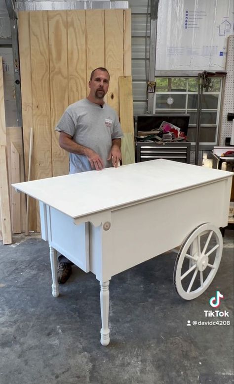 Wooden Ice Cream Cart, Snack Cart For Party, Drink Cart Wedding, Diy Catering Cart, Popcorn Cart Ideas, Diy Vendor Cart, Treat Cart Ideas, Ice Cream Cart Diy, Coffee Cart Ideas Business