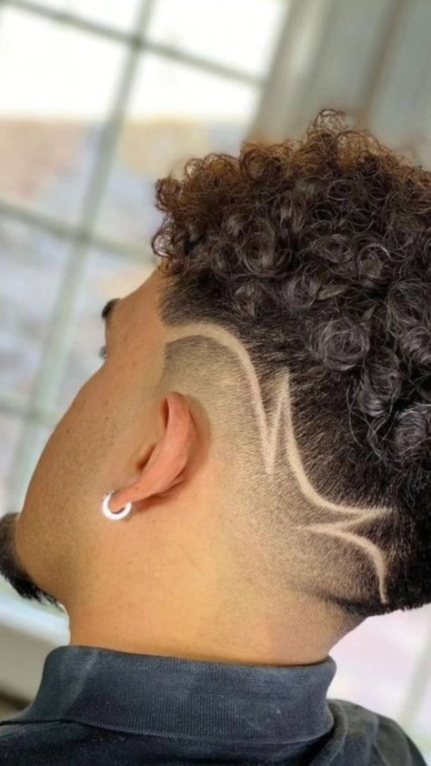 Mens Hair Designs Lines, Hair Designs For Men Lines, Mens Hair Designs, Fade Haircut Designs, Hair Designs For Men, Haircuts For 2023, Popular Mens Haircuts, Old Hairstyles, Black Men Haircuts