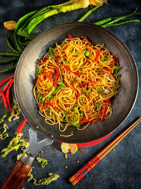 #noodles #noodlerecipes #foodphotography #foodstagram #flatlay #flatlayphotography #foodstyling #food Hakka Noodles, Interesting Food, Interesting Food Recipes, Japchae, Food Styling, Noodles, Essence, Yummy Food, Ethnic Recipes