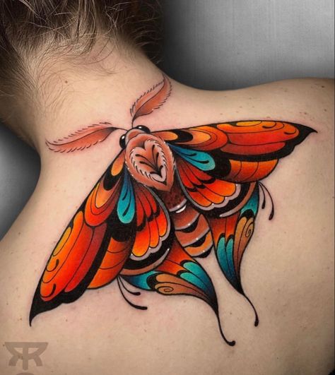 Traditional Moth Tattoo, Moth Artwork, Moth Tattoo Design, Cool Wrist Tattoos, Insect Tattoo, Wicked Tattoos, 4 Tattoo, Sweet Tattoos, Floral Tattoo Sleeve