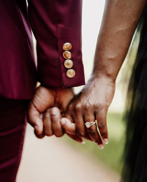 Engagement Photos With Braids, Nerd Engagement Photos, No Face Engagement Photos, Engagement Shoot Ideas Outdoors, Black People Engagement Photos, Engagement Photos Ideas Black Couples, Power Couple Photoshoot, Engagement Photo Poses Unique, Black Couple Engagement Photos