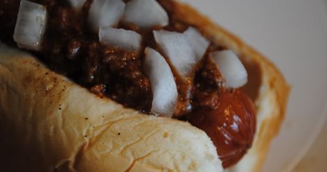 Looking for an easy way to make hot dogs exciting?  Well, look no further than B&K Spanish Sauce!  I got the recipe from a co-worker and it... Spanish Sauce, Chili Dog Sauce, Hot Dog Sauce Recipe, Hotdog Chili Recipe, Coney Sauce, Hot Dog Chili Sauce, Making Hot Dogs, Hot Dog Sauce, Coney Dog