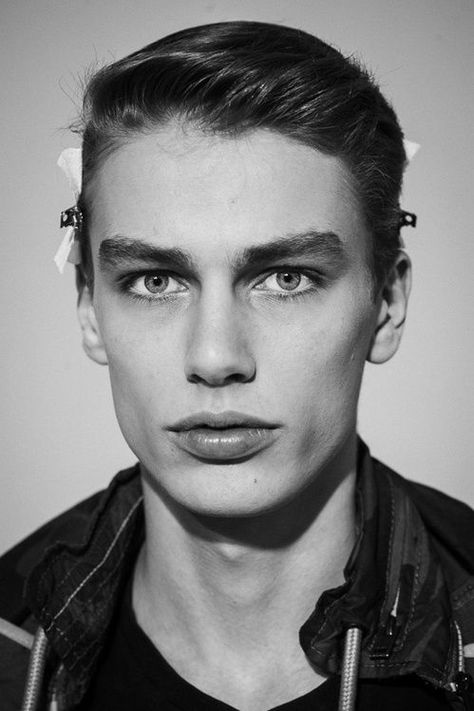 Physical Aesthetic, Male Face Reference, Marc Schulze, Black And White Photography Portraits, The Eyes Chico, Bone Structure, Character Inspiration Male, Man Model, Nature Painting