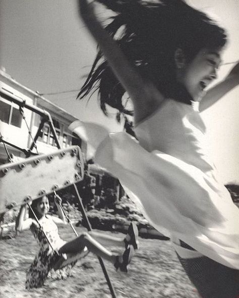 Japanese girls playing. From "Girls of Okinawa" photobook by Kishin Shinoyama. 1997. Japan Advertising, Most Famous Photographers, Hetalia Japan, Japanese Photography, Japan History, Famous Photographers, Pose Reference Photo, Light Of My Life, Black And White Photographs