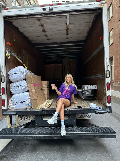 Tick off each step for a hassle free moving experience Moving Truck Pictures, Moving States Aesthetic, Moving Out Pictures, Moving Astethic, Moving Day Aesthetic, Moving Out Aesthetic, Moving Aesthetic, Moving To A New State, Moving States