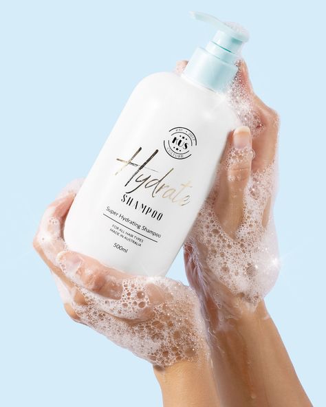 Your Hydrate Shampoo reviews are making us melt 🥹 We knew our new hydrate range was ah-mazing when we were formulating it with epic ingredients, but hearing it from our hair lovers never gets old! 💦 Gentle plant/naturally derived cleansers penetrate beneath hair cuticle. 💦 Provides hydration and sebum (hair oil) balance. 💦 Nourishment to help style and manage hair and reduce frizz. 💦 Strengthens, conditions, provides moisture. 💦 Helps improve/repair/protect scalp health. 💦 Creates a long- Shampoo Photoshoot, Shampoo Product Photography, Rosemary Shampoo, Skincare Ideas, Honey Shampoo, Hair Cuticle, Shampoo Reviews, Hydrating Shampoo, Scalp Health