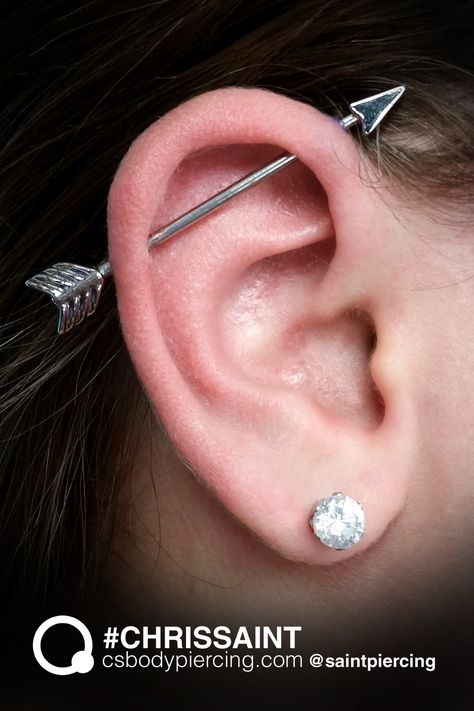 industrial piercing Industrial Piercing Aesthetic, Ear Piercings Placement Chart, Full Ear Piercings, Piercing Aesthetic, Ear Piercings Industrial, Piercing Industrial, Piercing Inspiration, Industrial Piercing Jewelry, Ear Piercings Chart